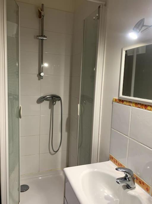 Agreable 2 Pieces, Pl. Guerin Appartement